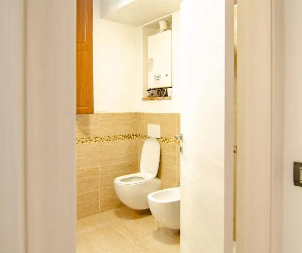 Fuoriporta Affitti Brevi - Bixio 45 * Parma